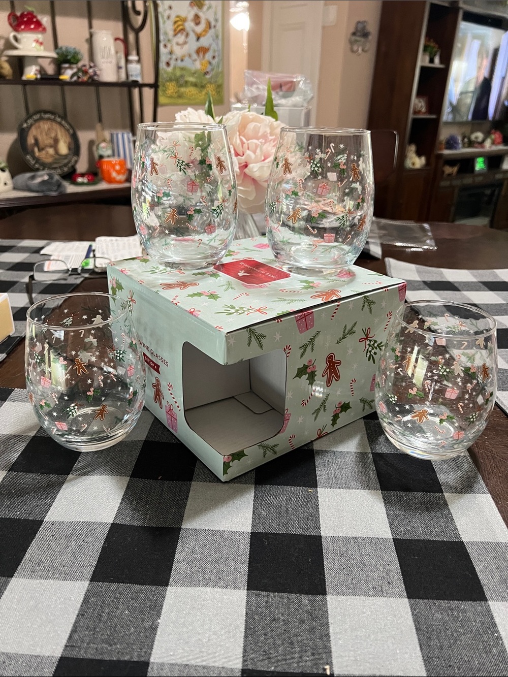 NewHoliday Gingerbread Stemless Wine Glass Set - Clear with Brown & Green Accent
